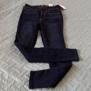 Hollister girls ultra high rise super skinny jeans